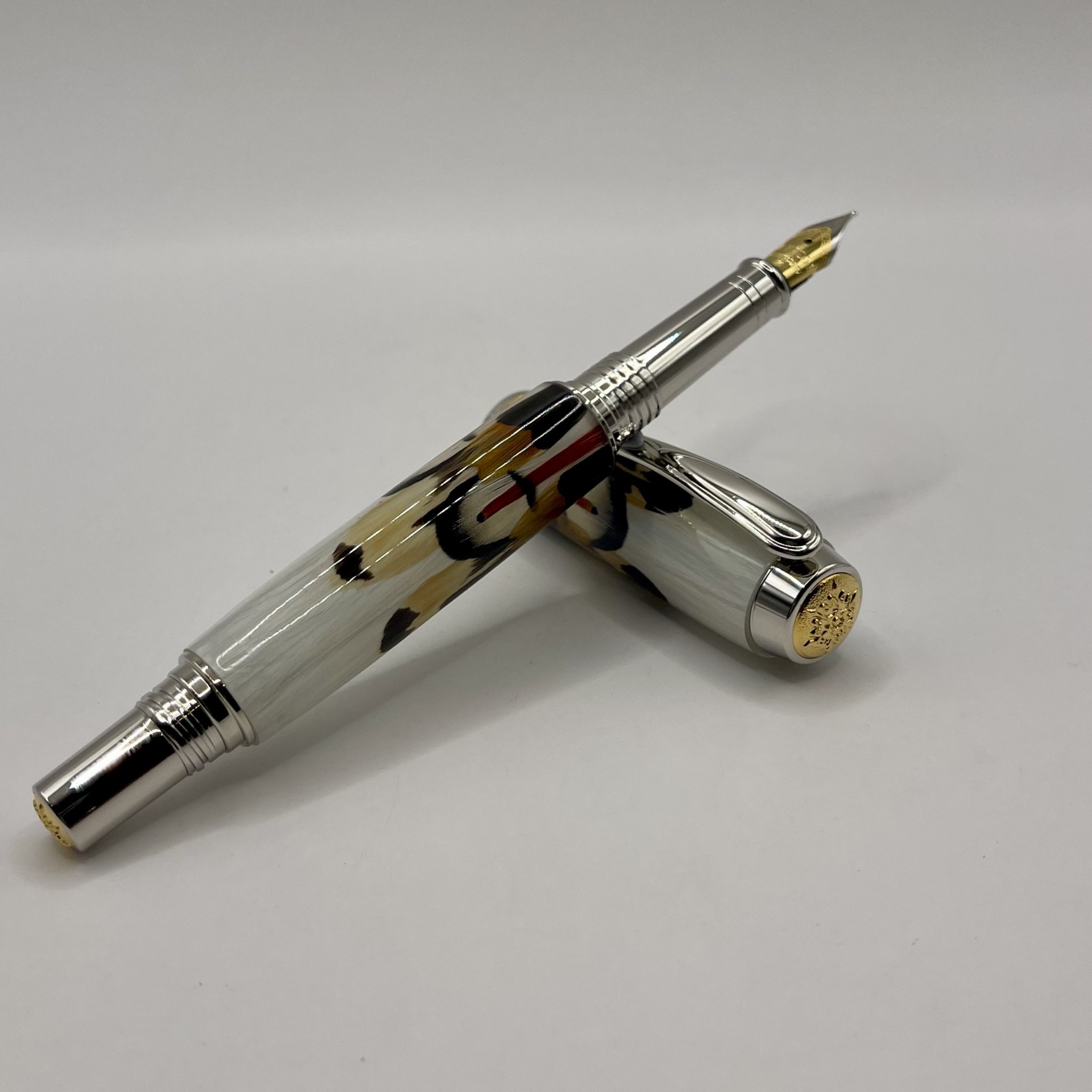 Limited Edition Jr Statesman II Fountain Fantastic Feathers Pens