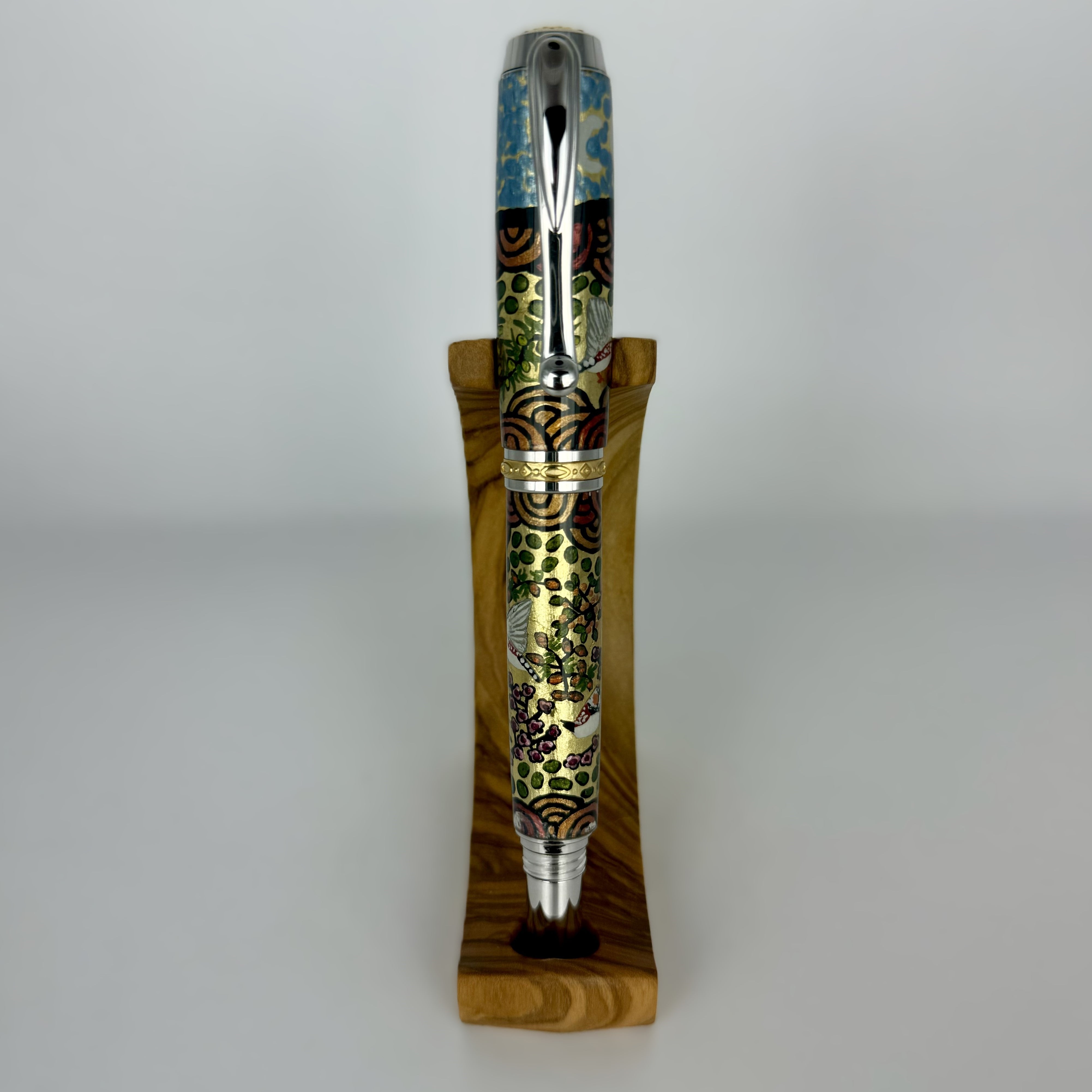Jr Statesman II Postable Fountain Pen with Hand painted Aboriginal Art