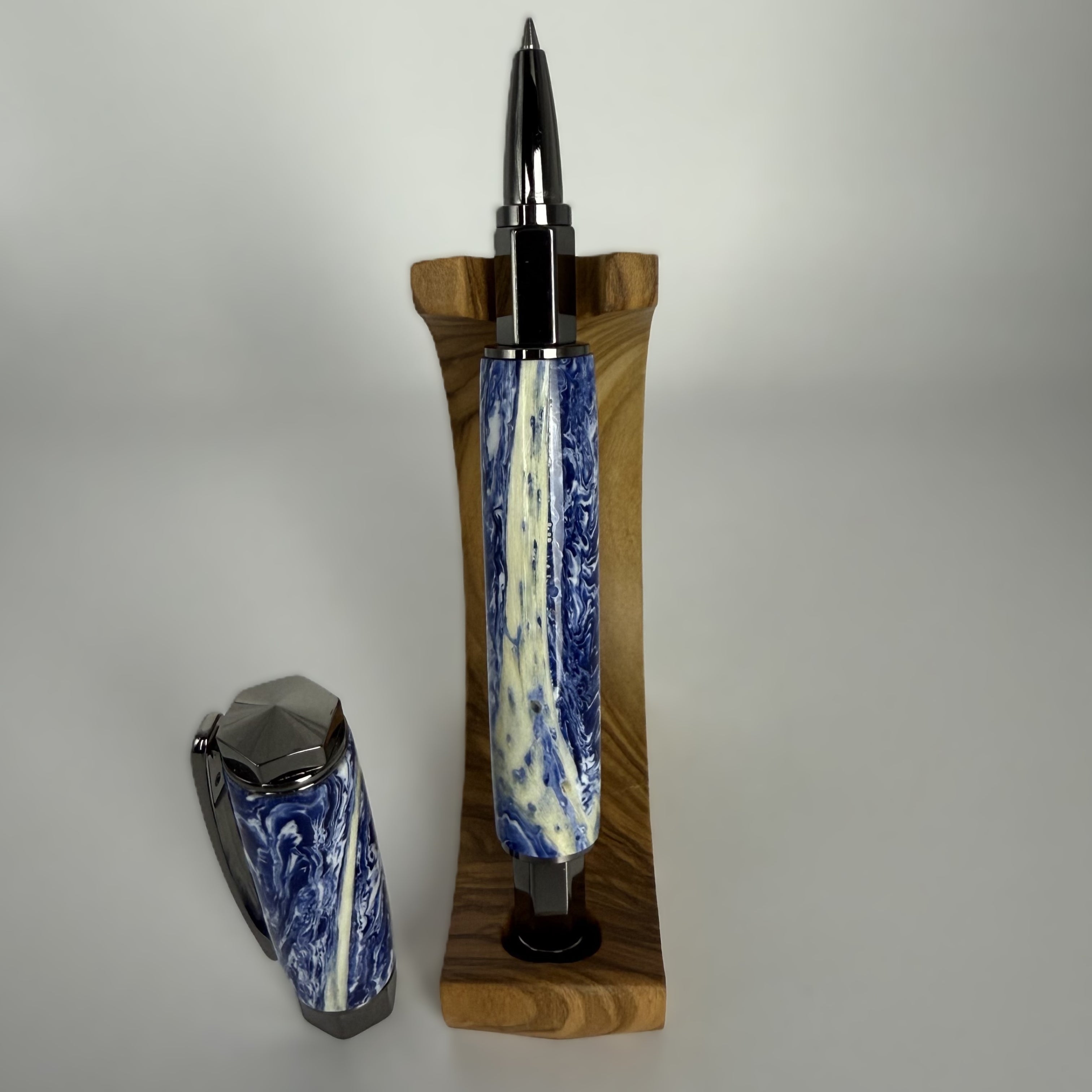 Vertex Supreme Rollerball Alligator Jaw Bone Pens