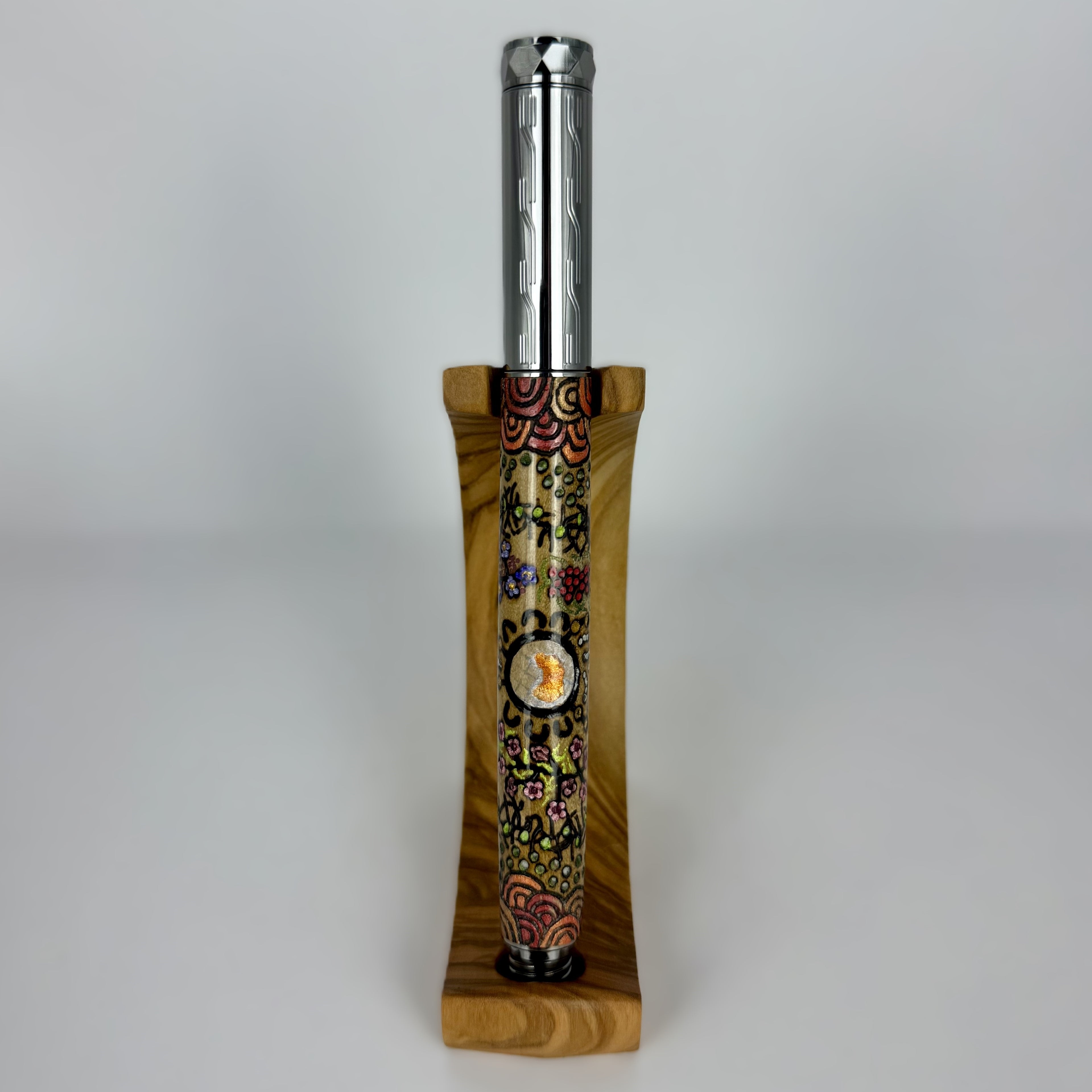 Com Postable Hand painted & Pyrography Aboriginal Art Fountain Pens