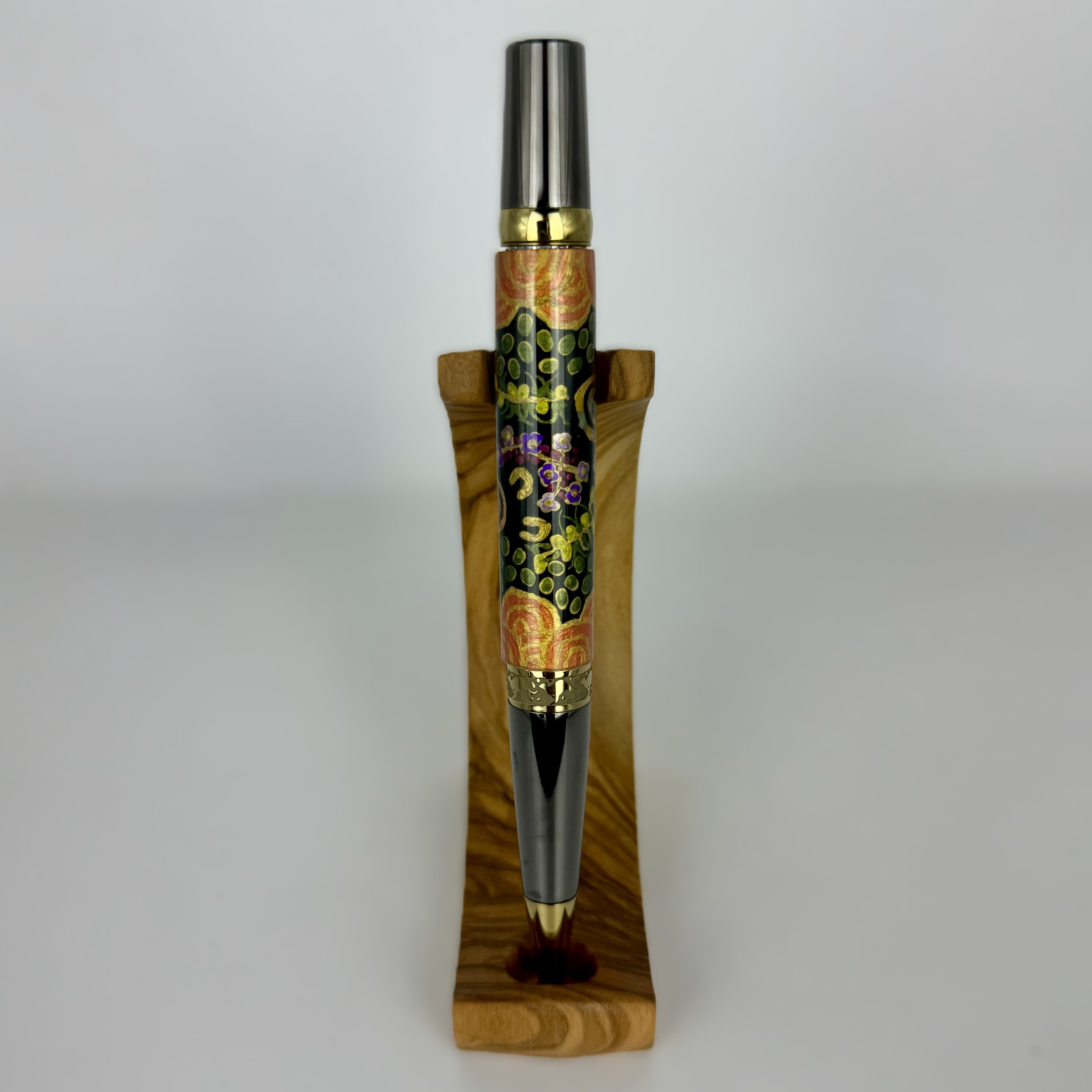 Executive Sierra Australiana Ball point Hand painted Aboriginal Art Pen with Kangaroo band