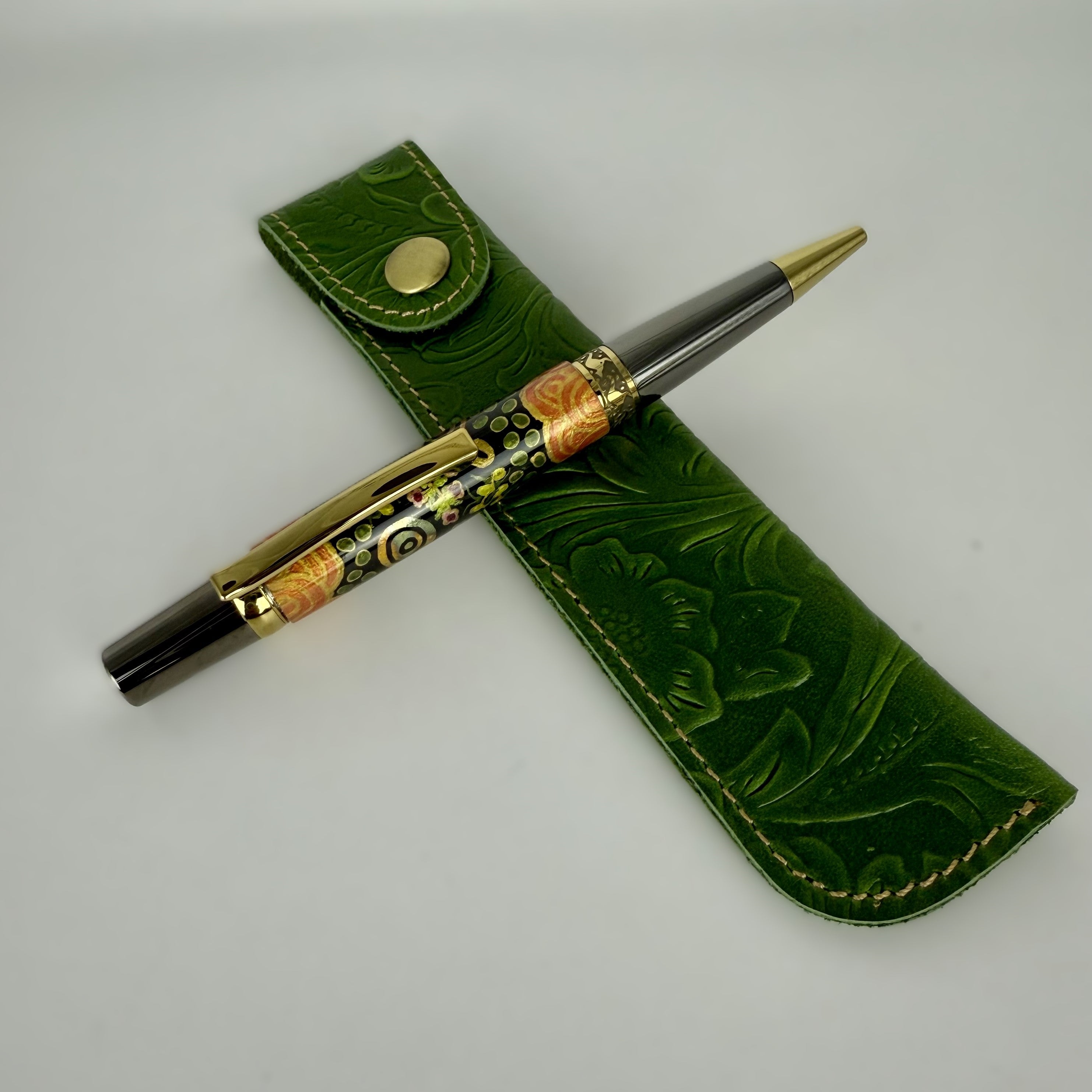 Executive Sierra Australiana Ball point Hand painted Aboriginal Art Pen with Kangaroo band