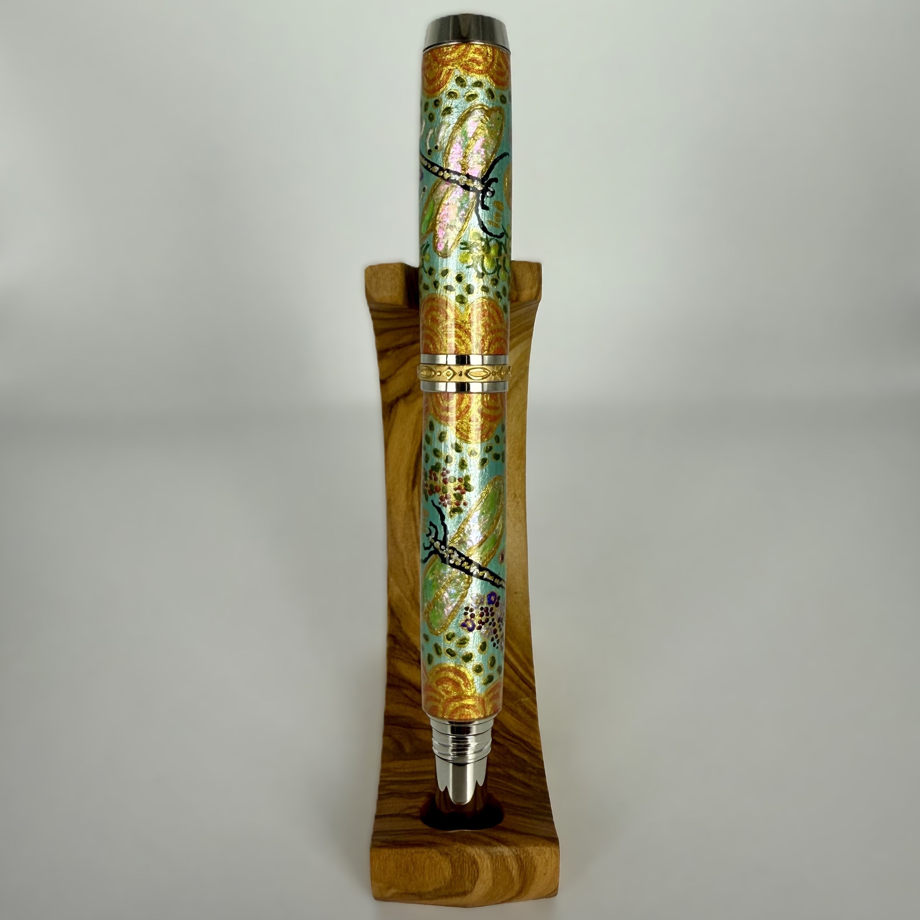 Jr Statesman II Postable Fountain Pen with Hand painted Aboriginal Art