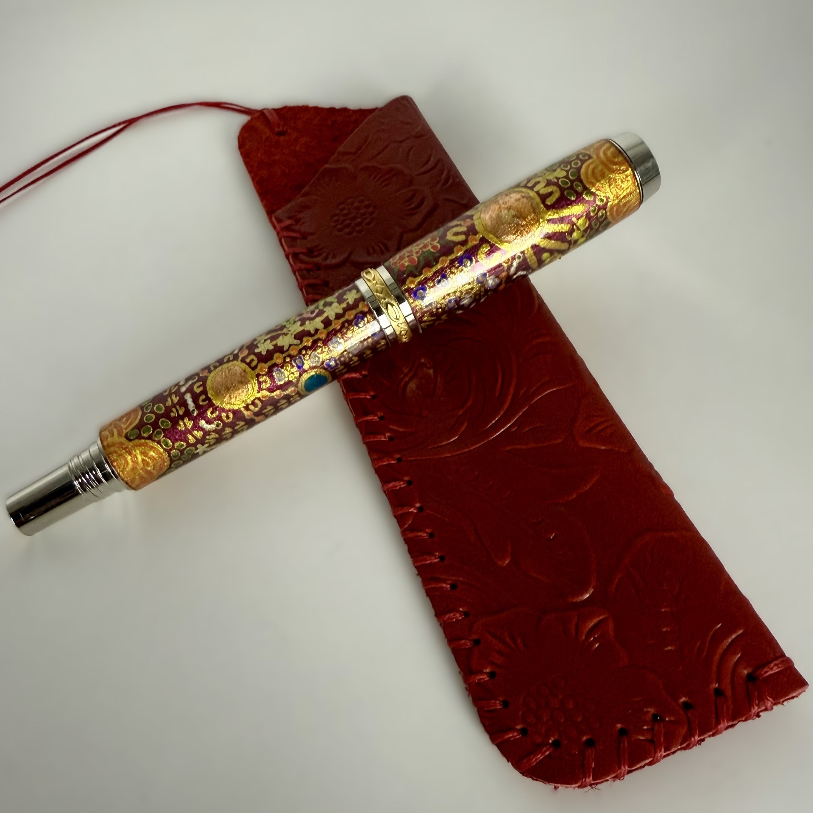 Jr Statesman II Postable Fountain Pen with Hand painted Aboriginal Art