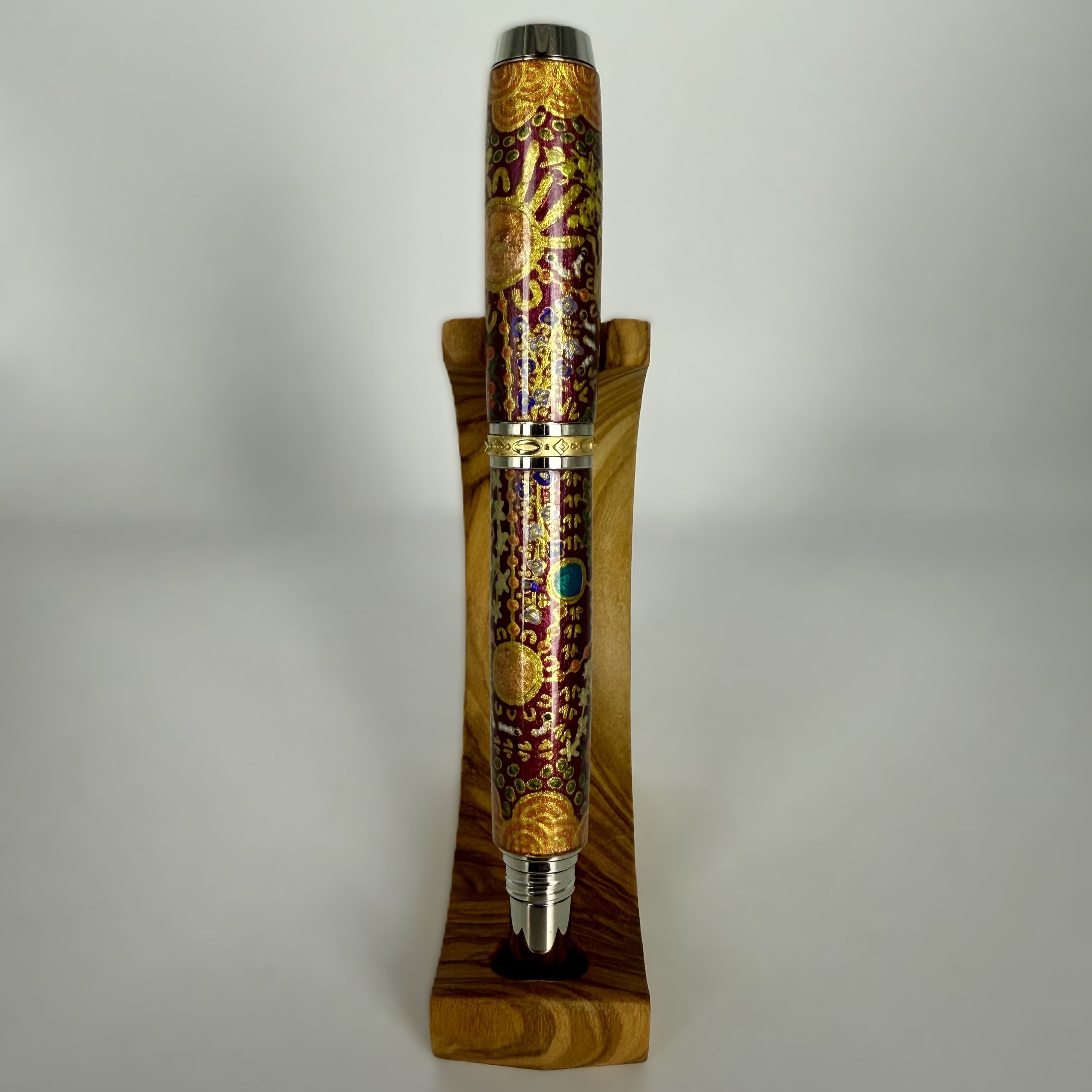 Jr Statesman II Postable Fountain Pen with Hand painted Aboriginal Art