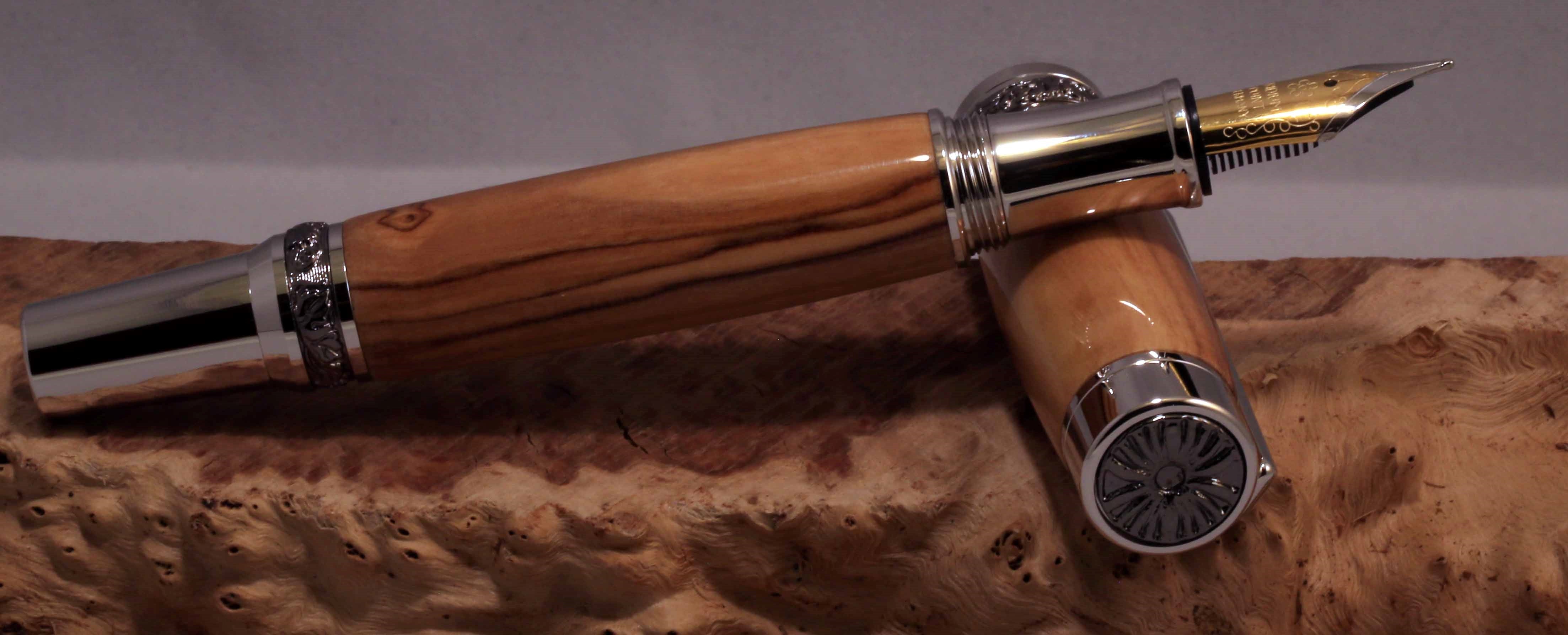 RH Fountain Timber Pens